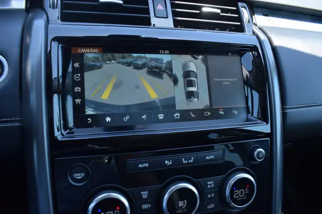 Land Rover Discovery view 7