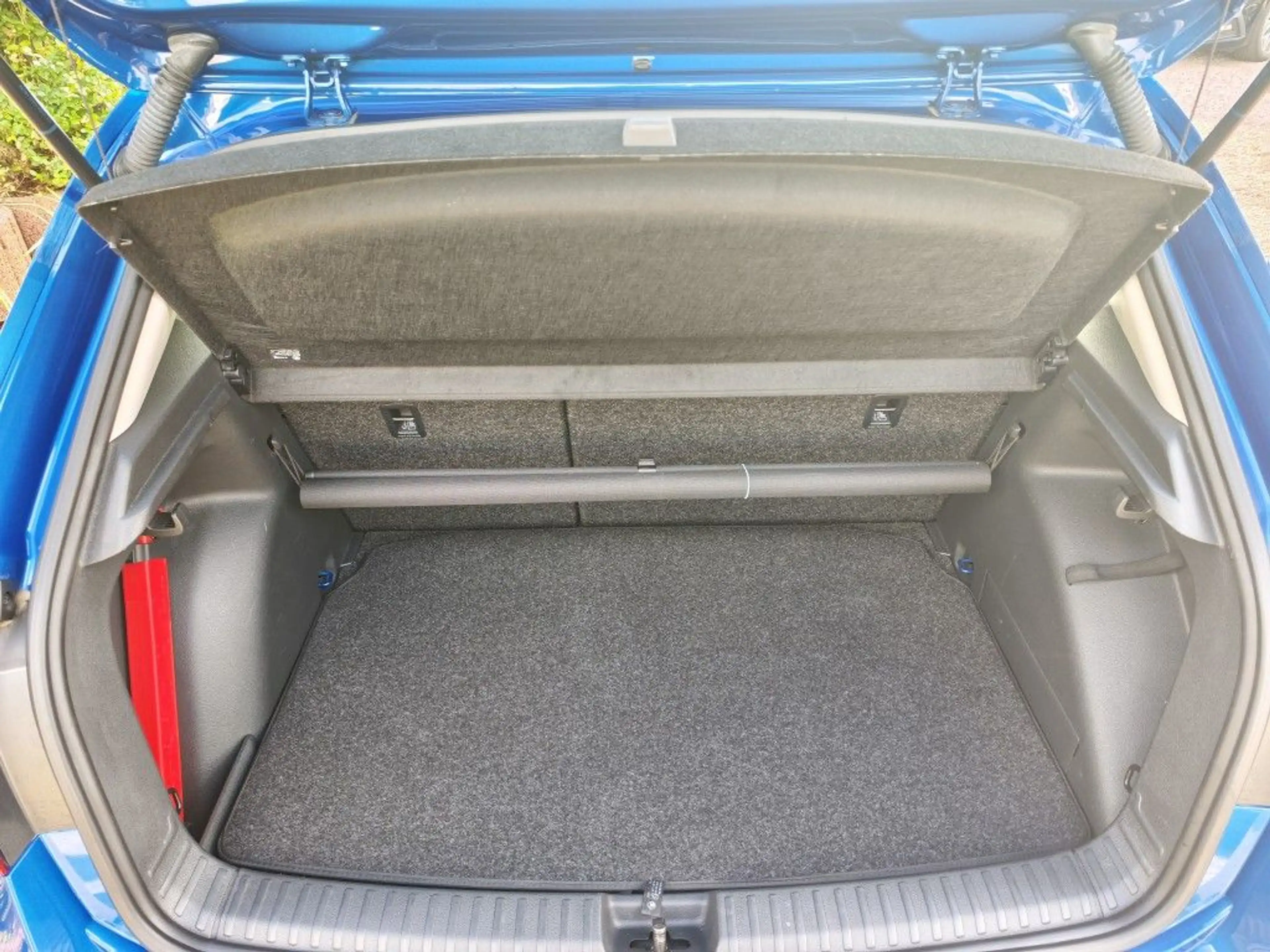 Skoda Fabia 1.0 TSI Tour *Navi,Klima,Sitzhzg,APP,LED,PDC* — photo 14