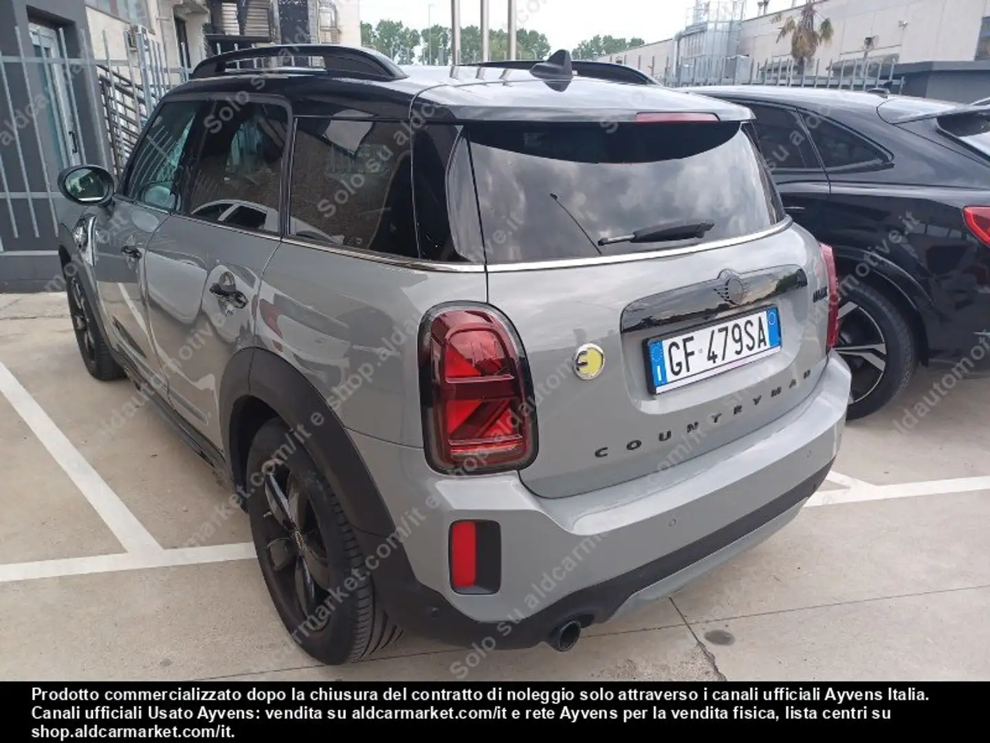 MINI Cooper SE Countryman Mini 1.5 Cooper S E Business Countryman ALL4 Auto Grijs - 2