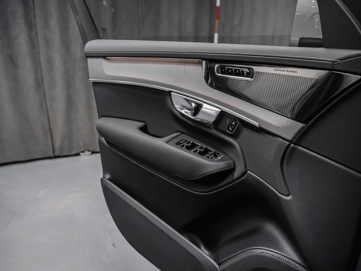 2026 Volvo XC90 Ultra 6-Seater (Bright Theme) thumb 9