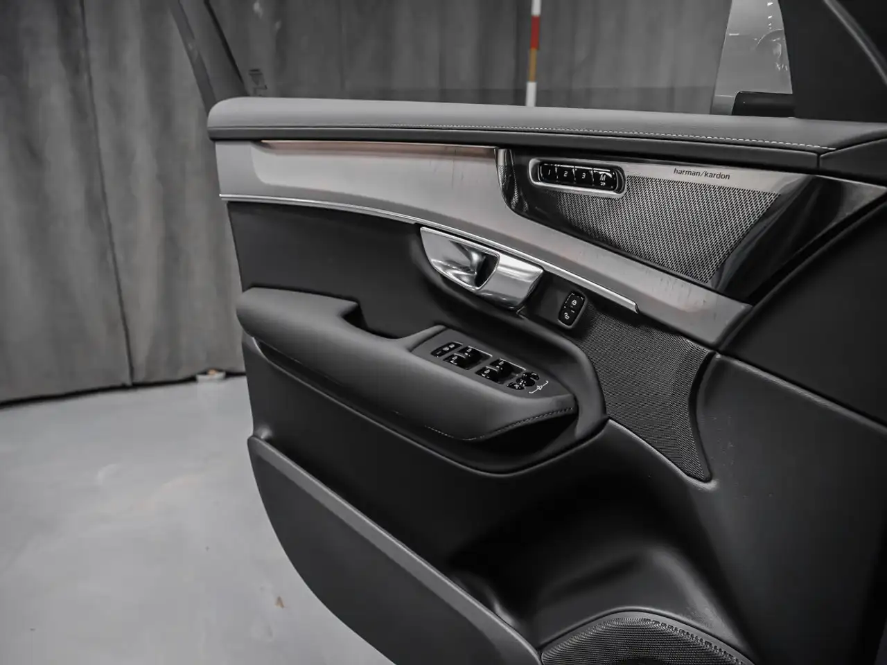 Volvo XC90 снимка Volvo XC90