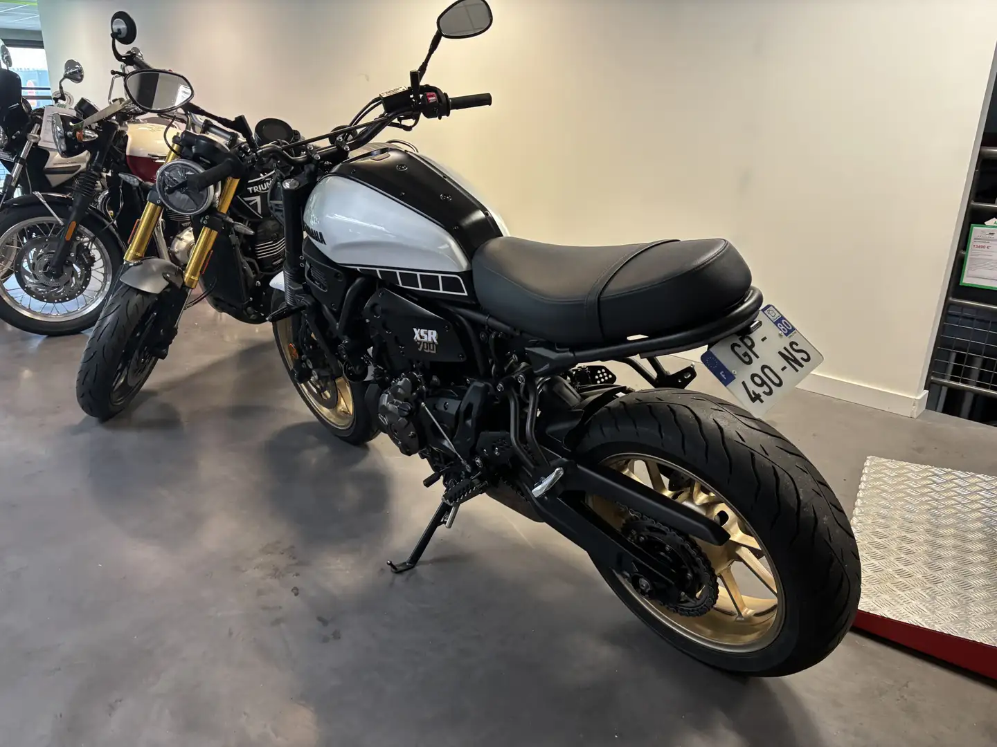 Yamaha XSR 700 - 2