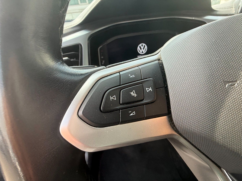 Volkswagen T-Roc Life KLIMAAUT/PDC/SHZ/ALLWETTER/2.HAND — photo 14