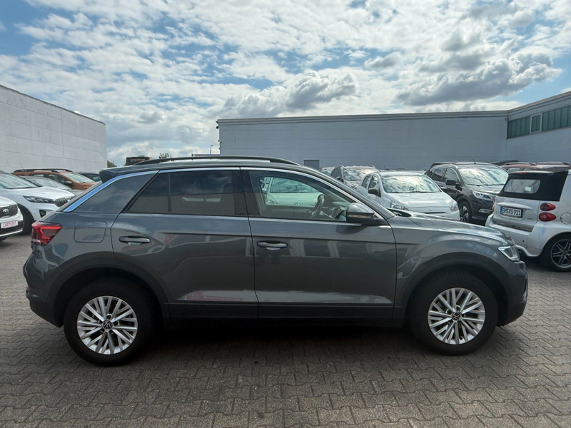Volkswagen T-Roc Life KLIMAAUT/PDC/SHZ/ALLWETTER/2.HAND — photo 4