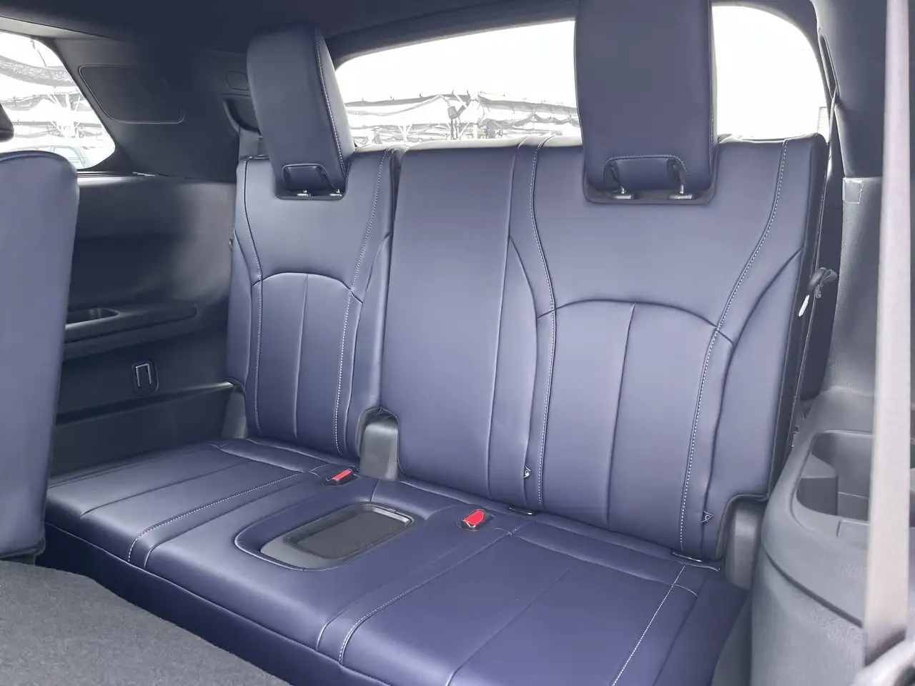 Infiniti QX60 снимка Infiniti QX60