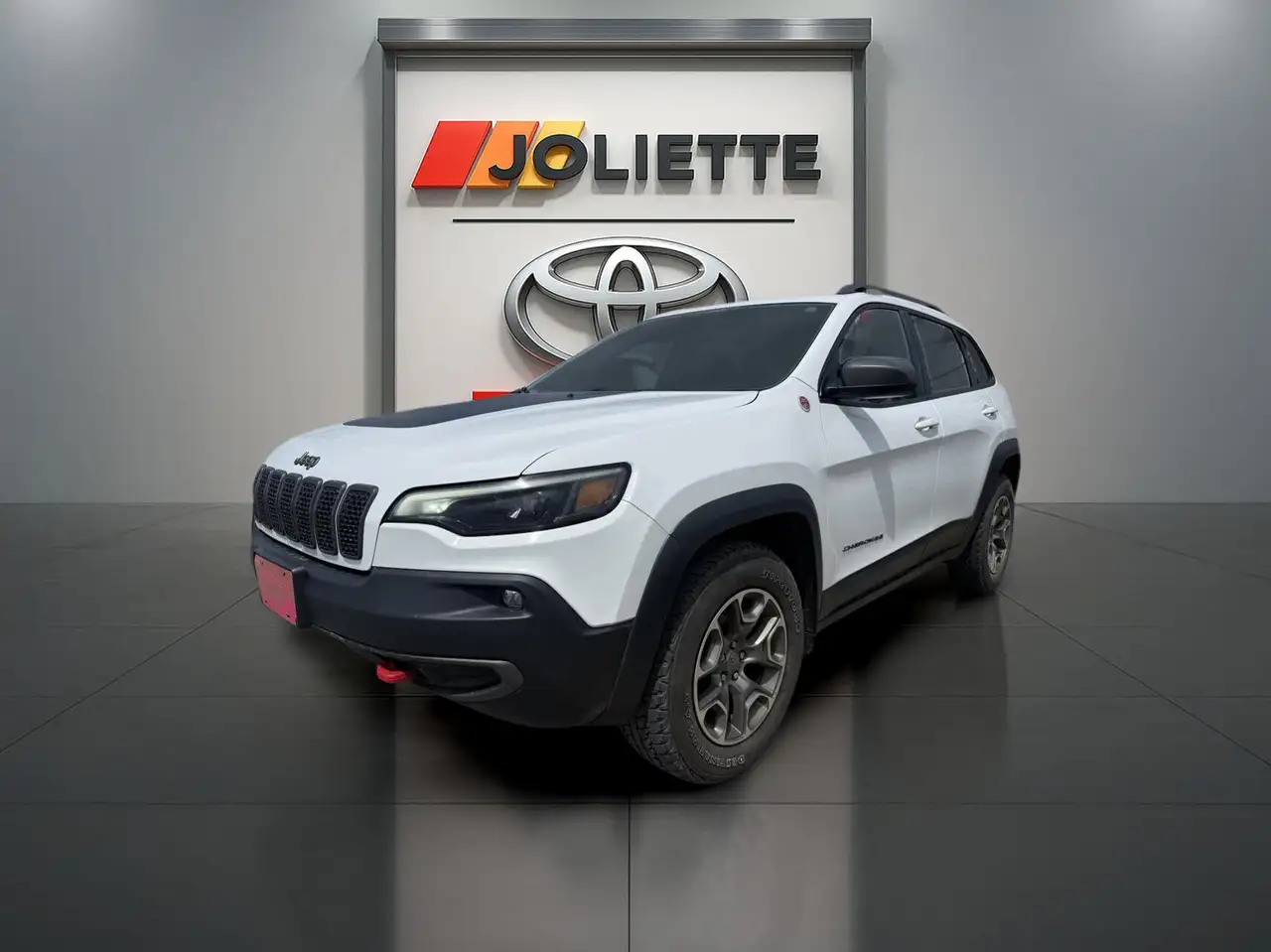 Jeep Cherokee снимка Jeep Cherokee