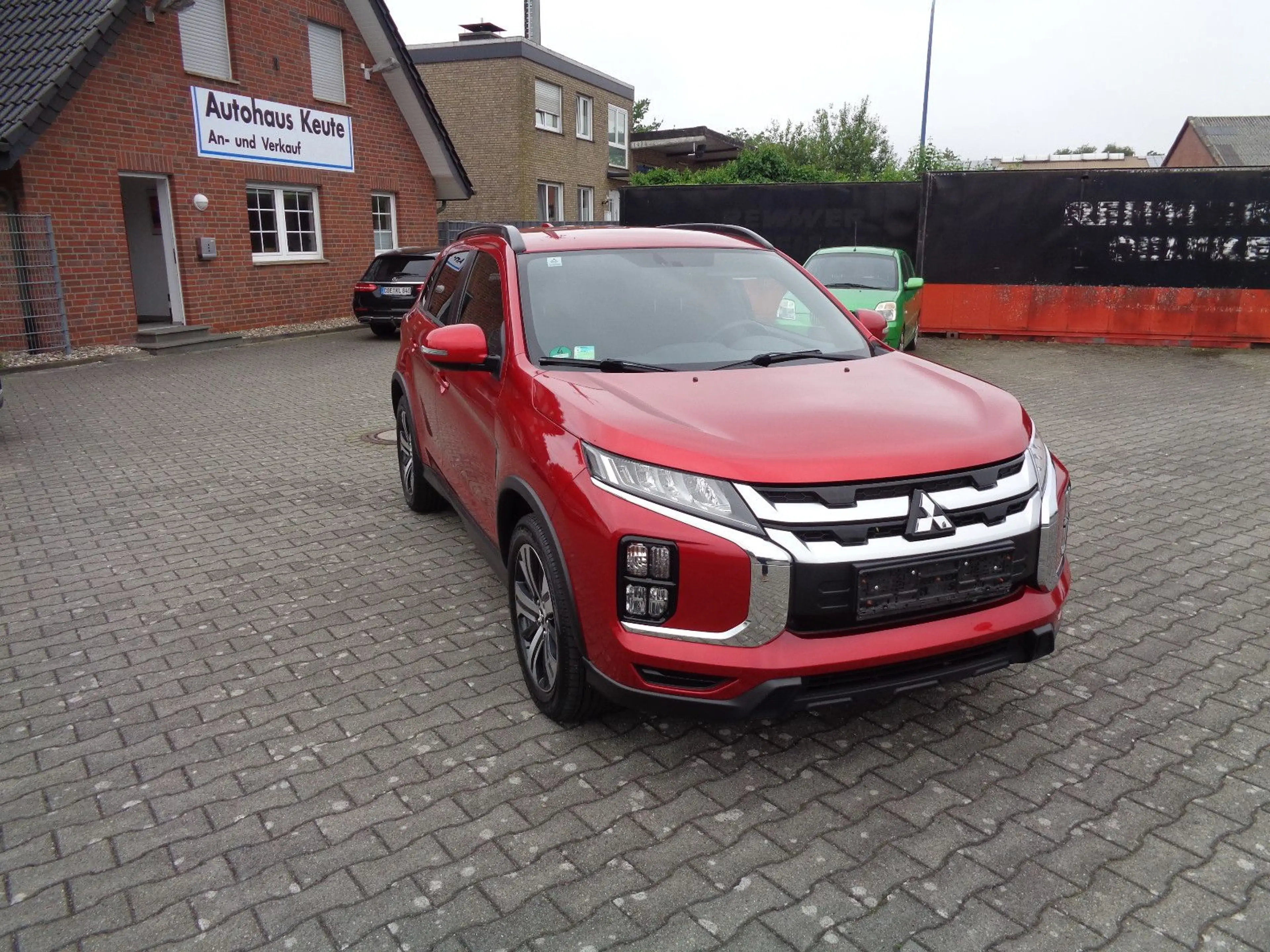 Mitsubishi ASX Intro Edition+ 2WD, Kamera, Nav., 8fach, Aut — photo 2