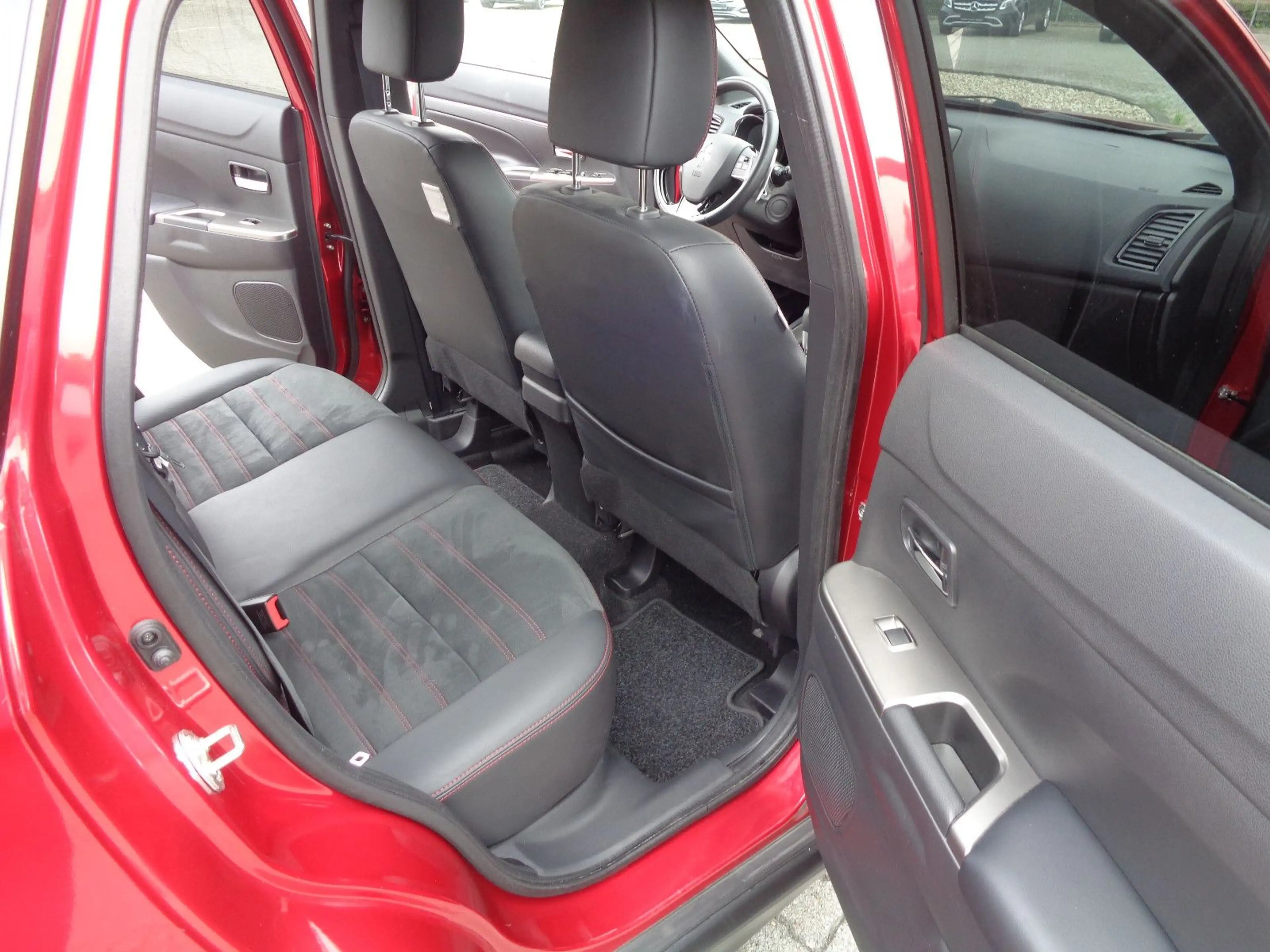 Mitsubishi ASX Intro Edition+ 2WD, Kamera, Nav., 8fach, Aut — photo 13