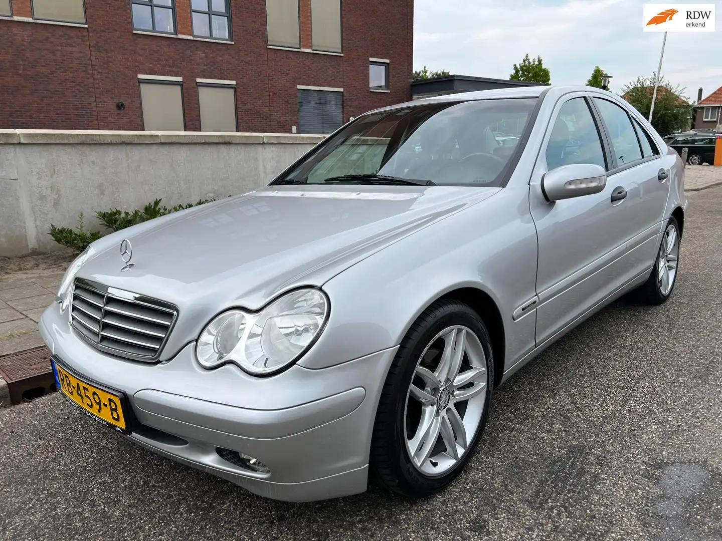 Mercedes-Benz C 240 Classic AUT /Airco/Cruise/NAVI/Trekhaak Šedá - 1