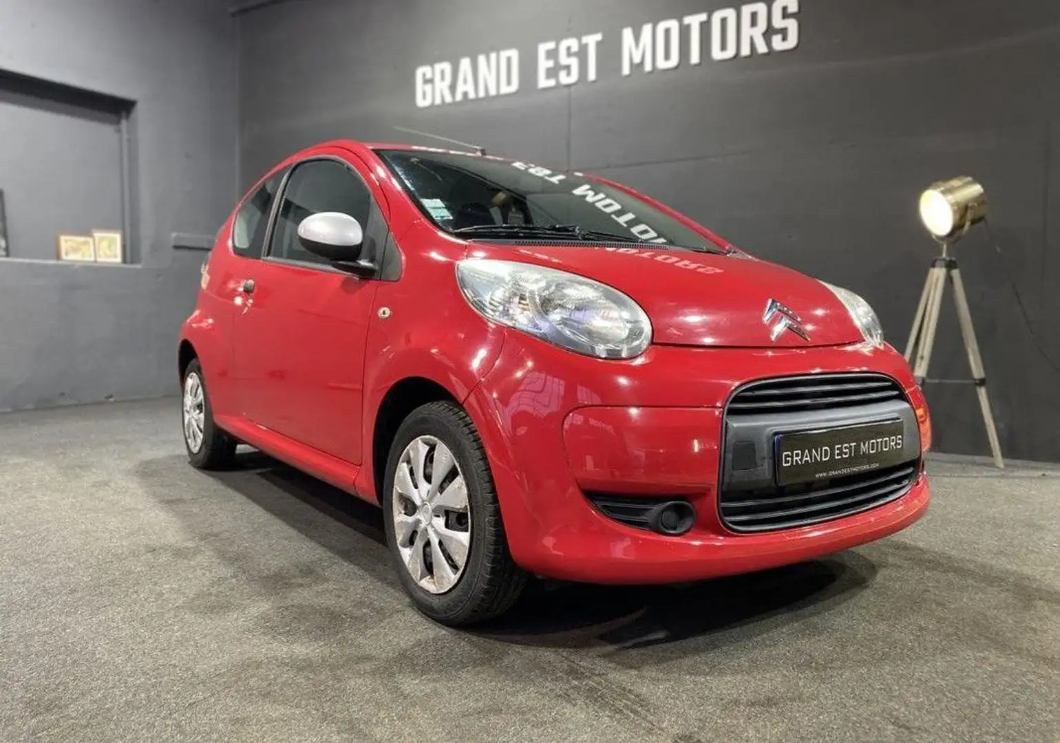 Citroen C1 1.0i BERLINE Attraction PHASE 2 Rouge - 2