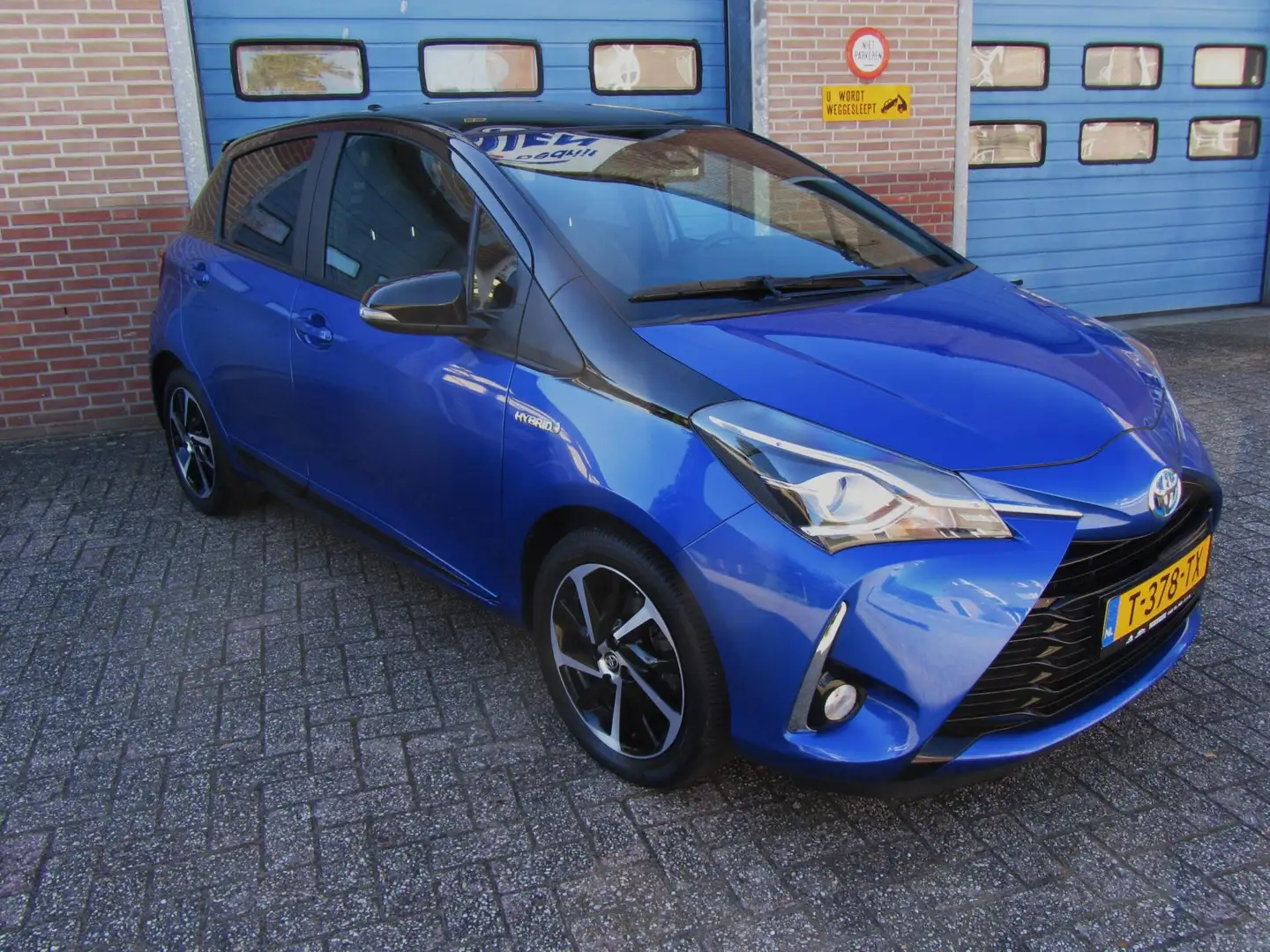 Toyota Yaris 1.5 Hybrid Executive|5 deurs|automaat|panoramadak| Bleu - 2