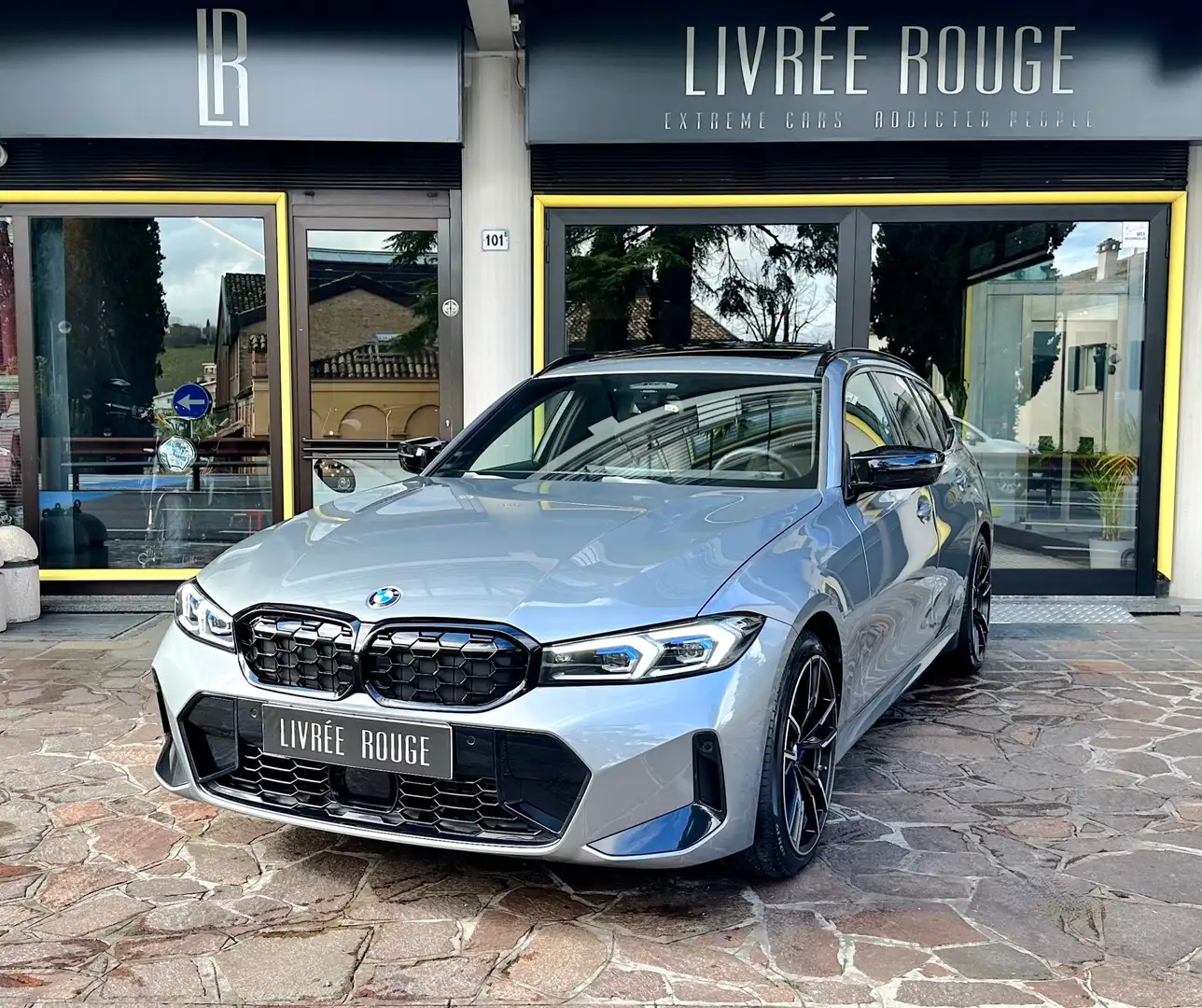 BMW 340 M340d Touring mhev 48V xdrive auto Grijs - 1