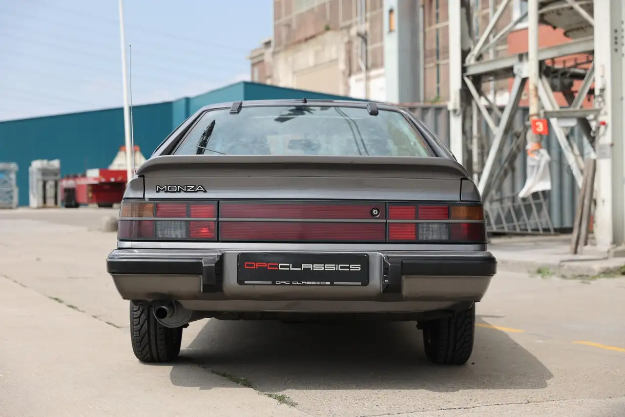 Opel Monza 3.0 GSE, foto 8