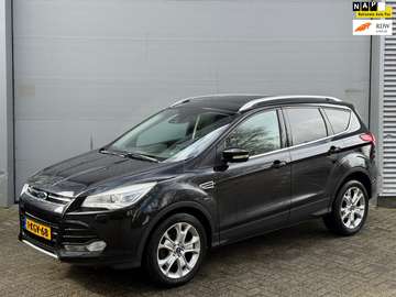 1.6 Titanium l Pano l Climate l Camera l Lane Assi