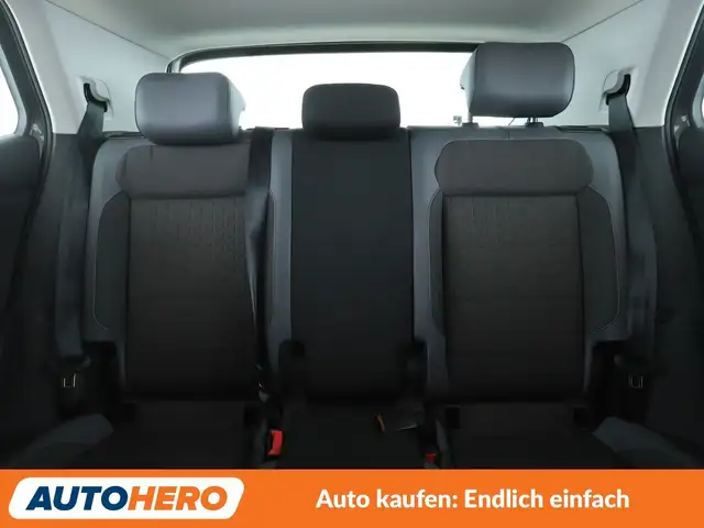 Volkswagen T-Cross view 15