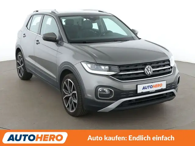 Volkswagen T-Cross view 8