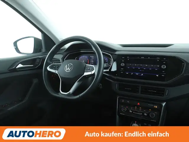 Volkswagen T-Cross view 13