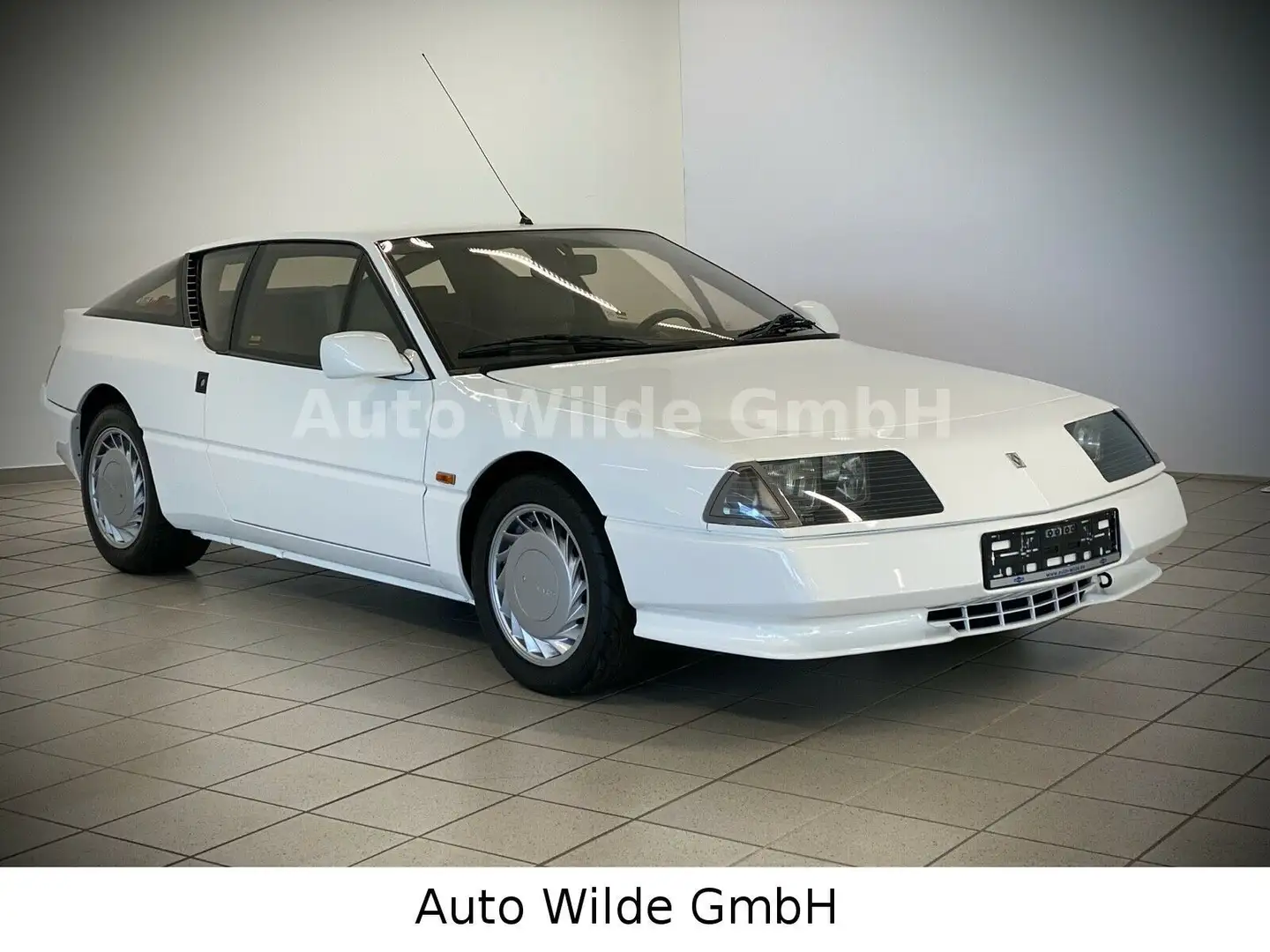 Renault Alpine V6 Weiß - 1
