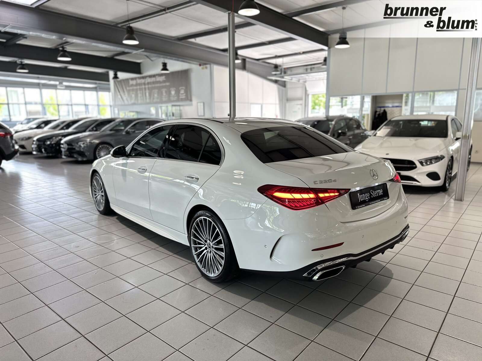 Mercedes-Benz C 220