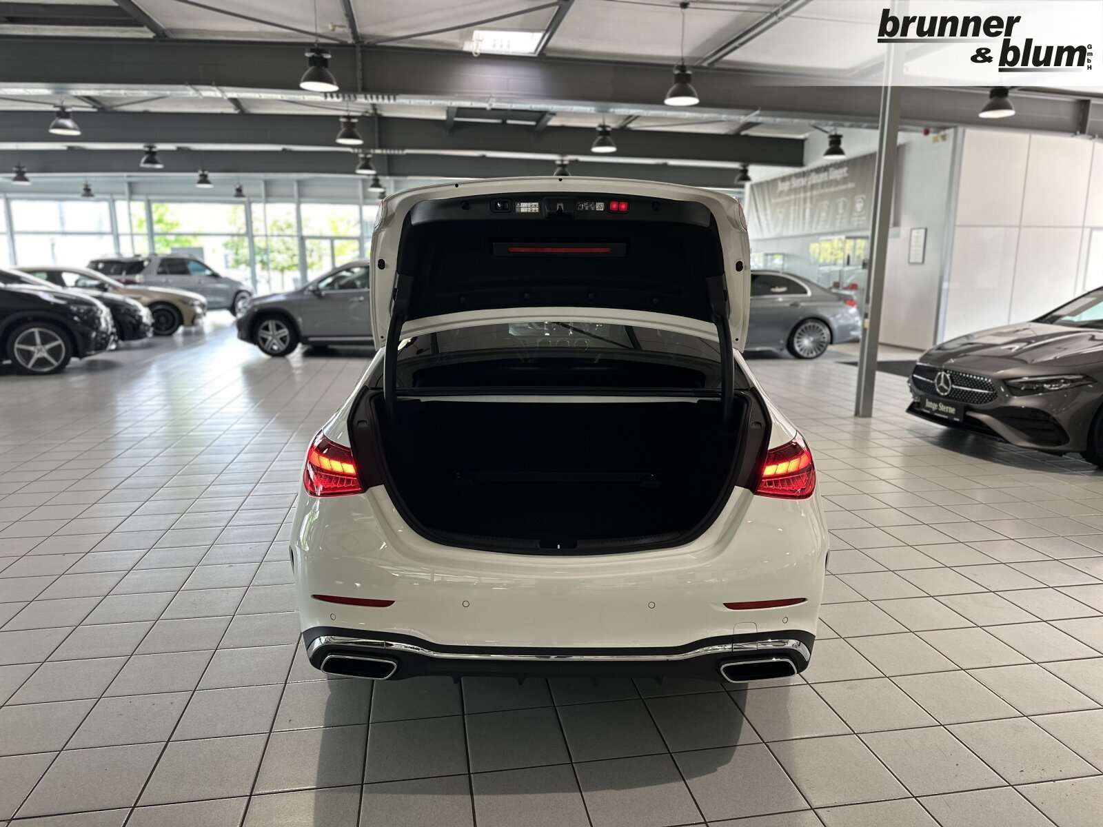Mercedes-Benz C 220