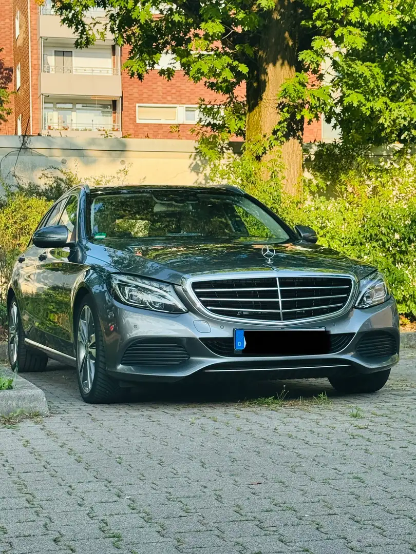 Mercedes-Benz C 220 d 4Matic T 9G-TRONIC Exclusive Grau - 1