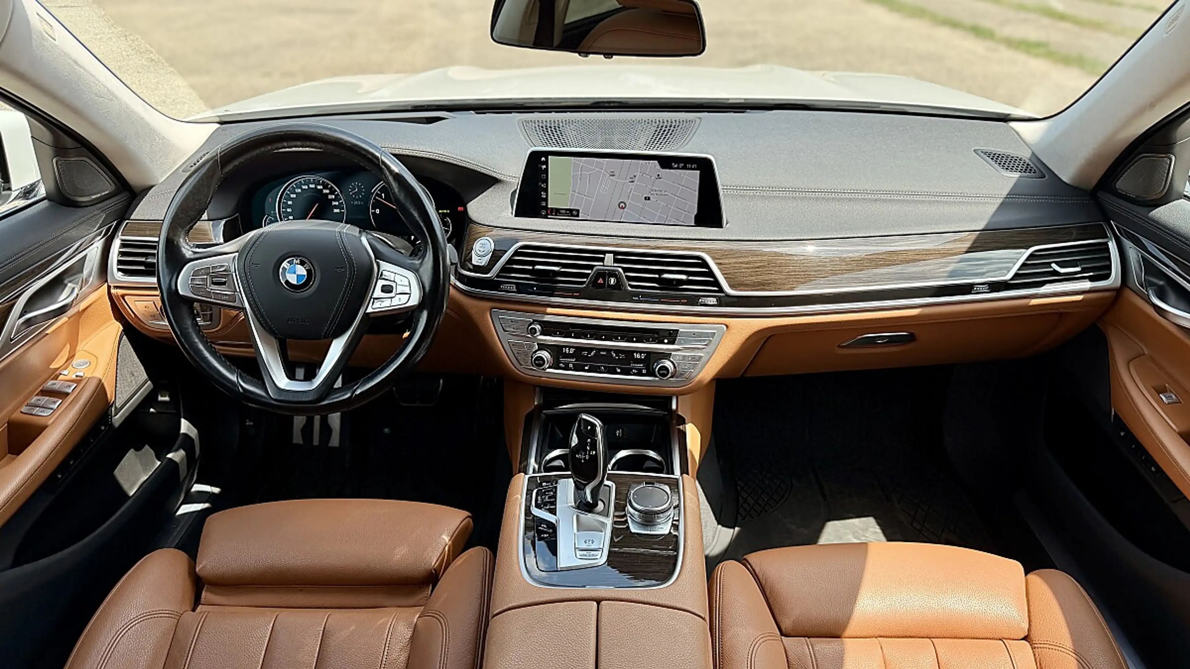 BMW 740 d xDrive – M‑Sport, Head‑Up, Massage, 320PS, Ha... — photo 14