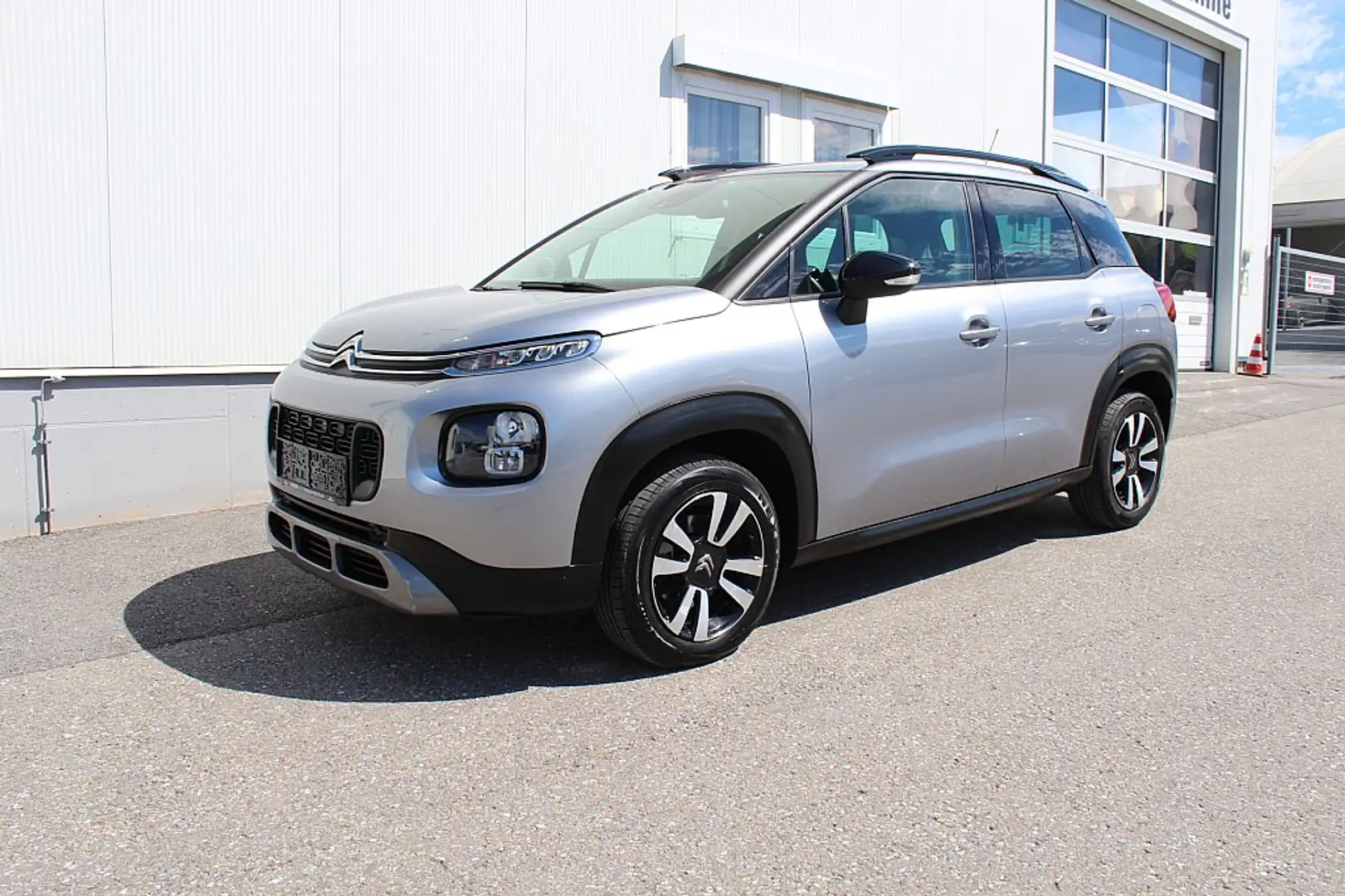 Citroen C3 Aircross PureTech 130 S&S EAT6 Shine PDC 16" Spurhaltesy... Grigio - 1