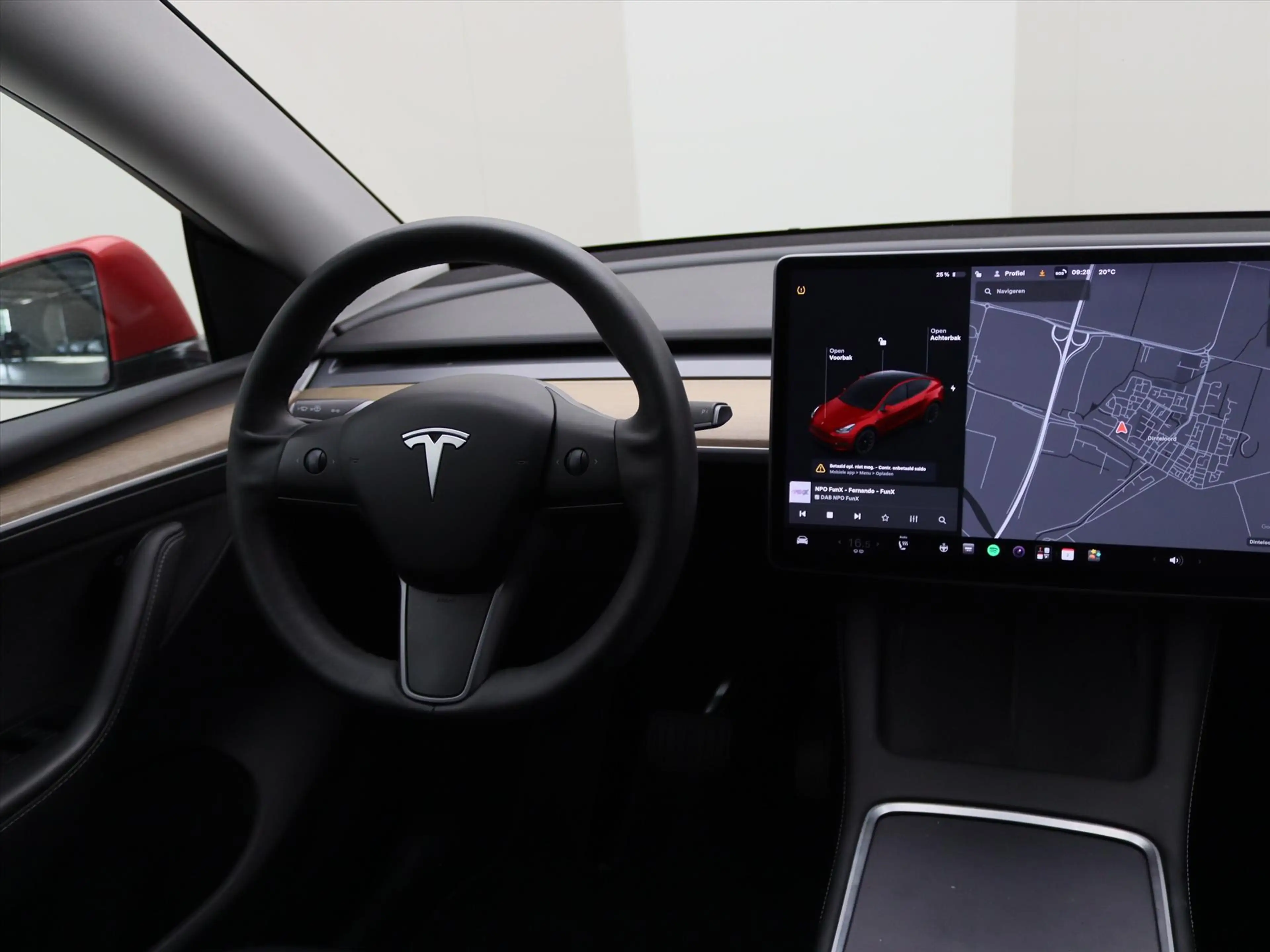Tesla Model Y Long-Range AWD 351pk 75 kWh [ AUTOPILOT+WARMTEPOMP — photo 9