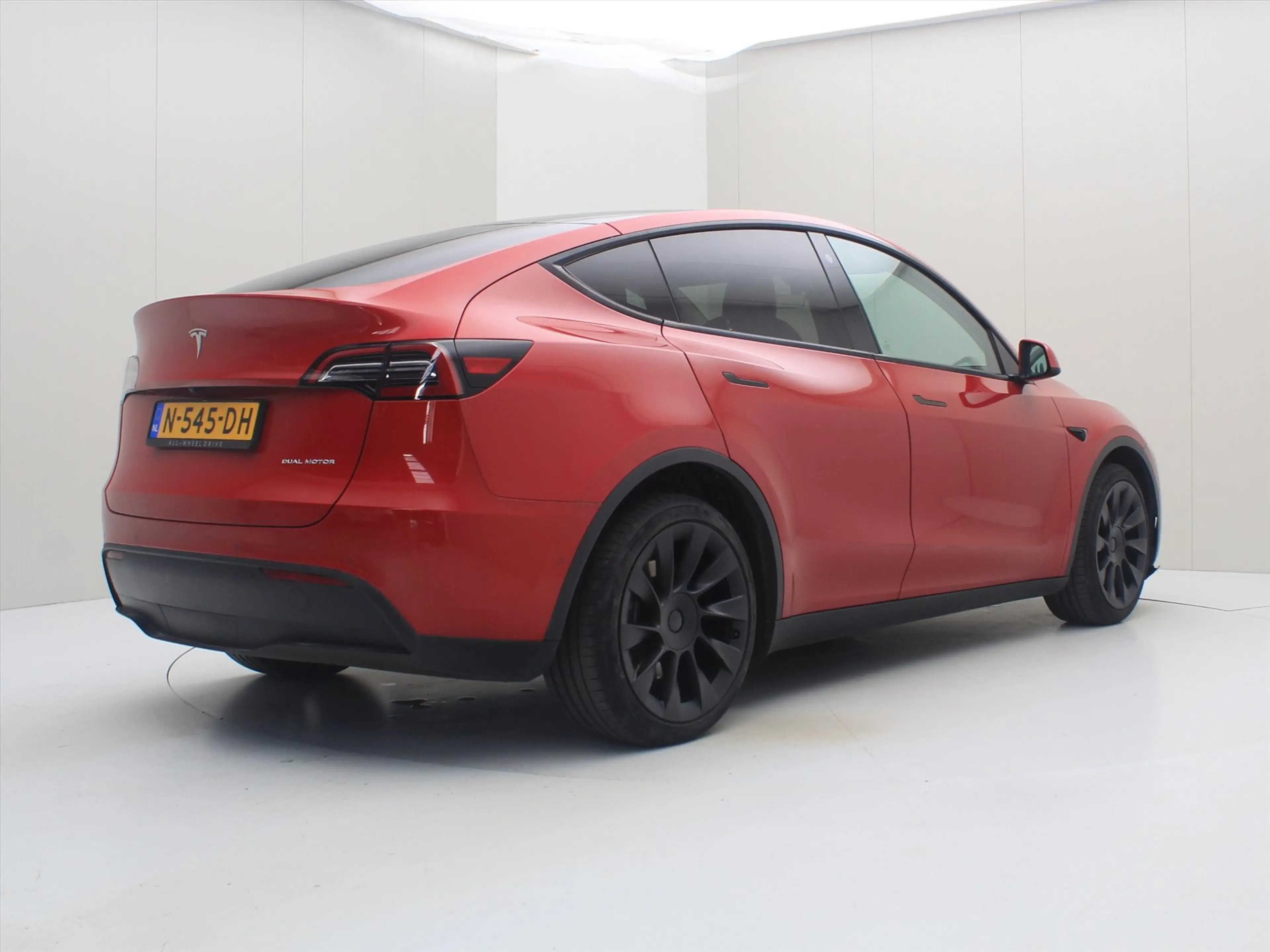 Tesla Model Y Long-Range AWD 351pk 75 kWh [ AUTOPILOT+WARMTEPOMP — photo 2