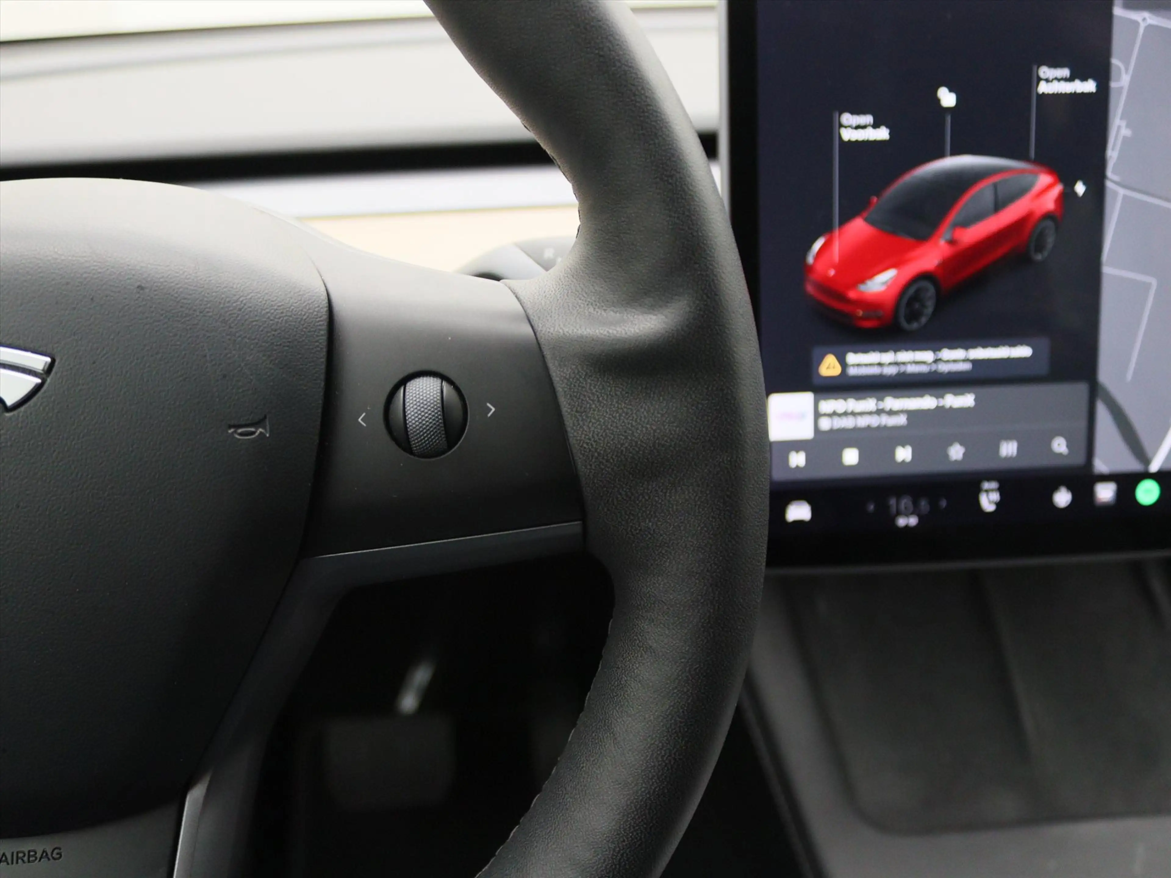 Tesla Model Y Long-Range AWD 351pk 75 kWh [ AUTOPILOT+WARMTEPOMP — photo 22