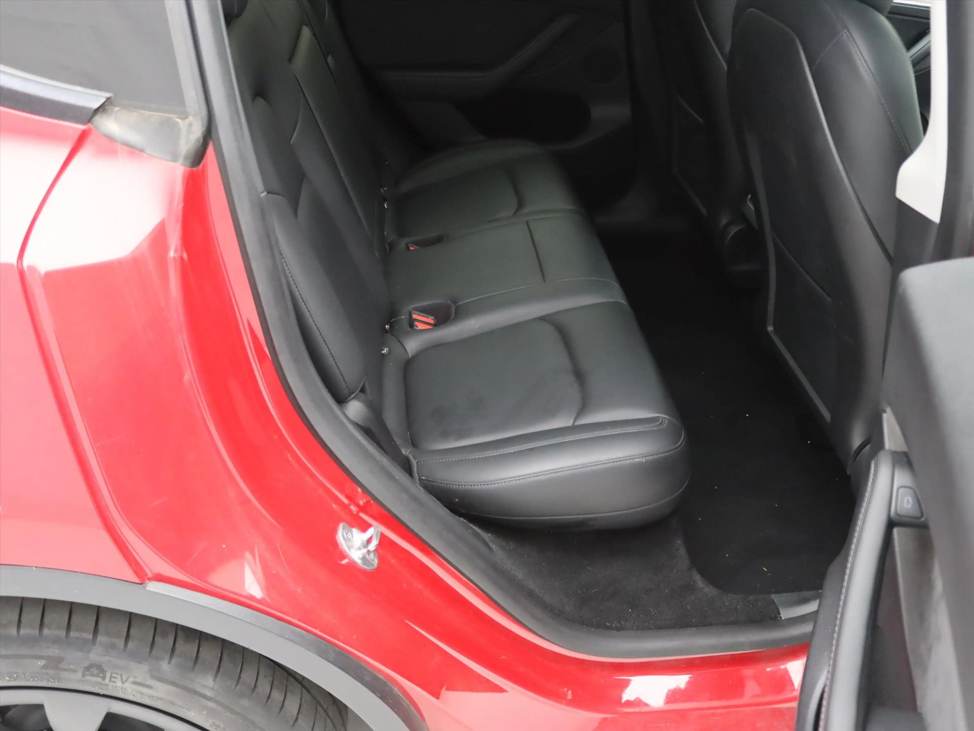 Tesla Model Y Long-Range AWD 351pk 75 kWh [ AUTOPILOT+WARMTEPOMP — photo 14