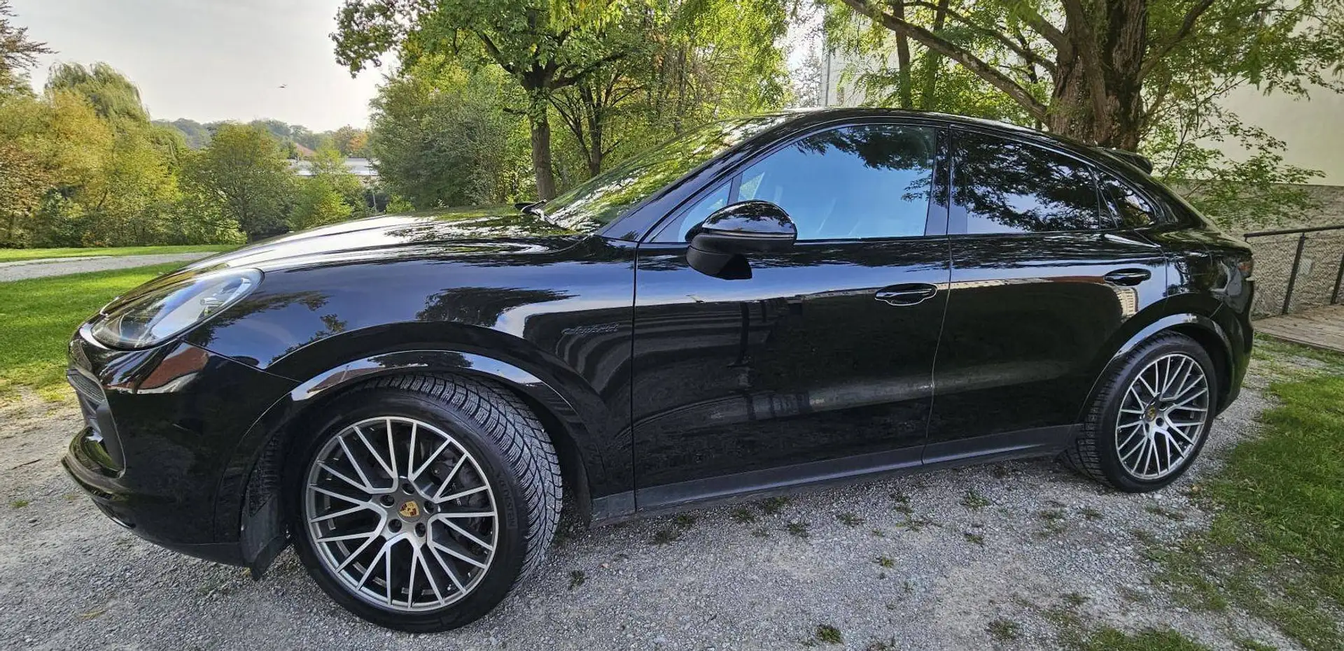 Porsche Cayenne Cayenne II S PHEV Hybrid Platinum Edition Aut. Platinum Edition Schwarz - 1