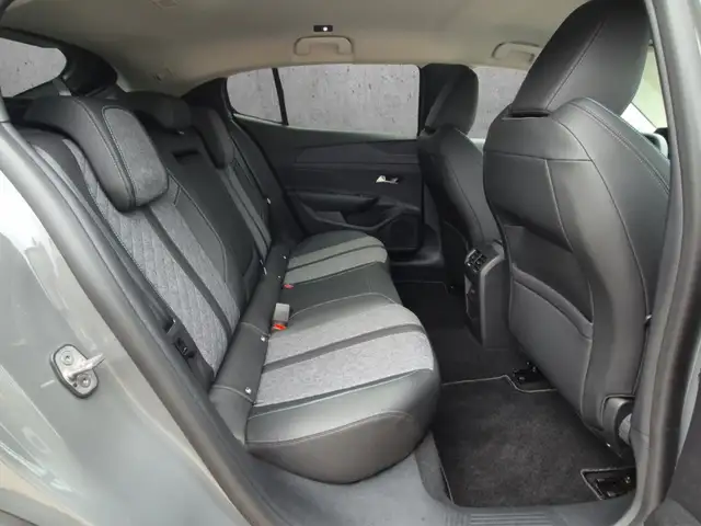 Peugeot 408 view 14