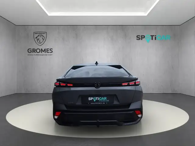 Peugeot 408 view 4