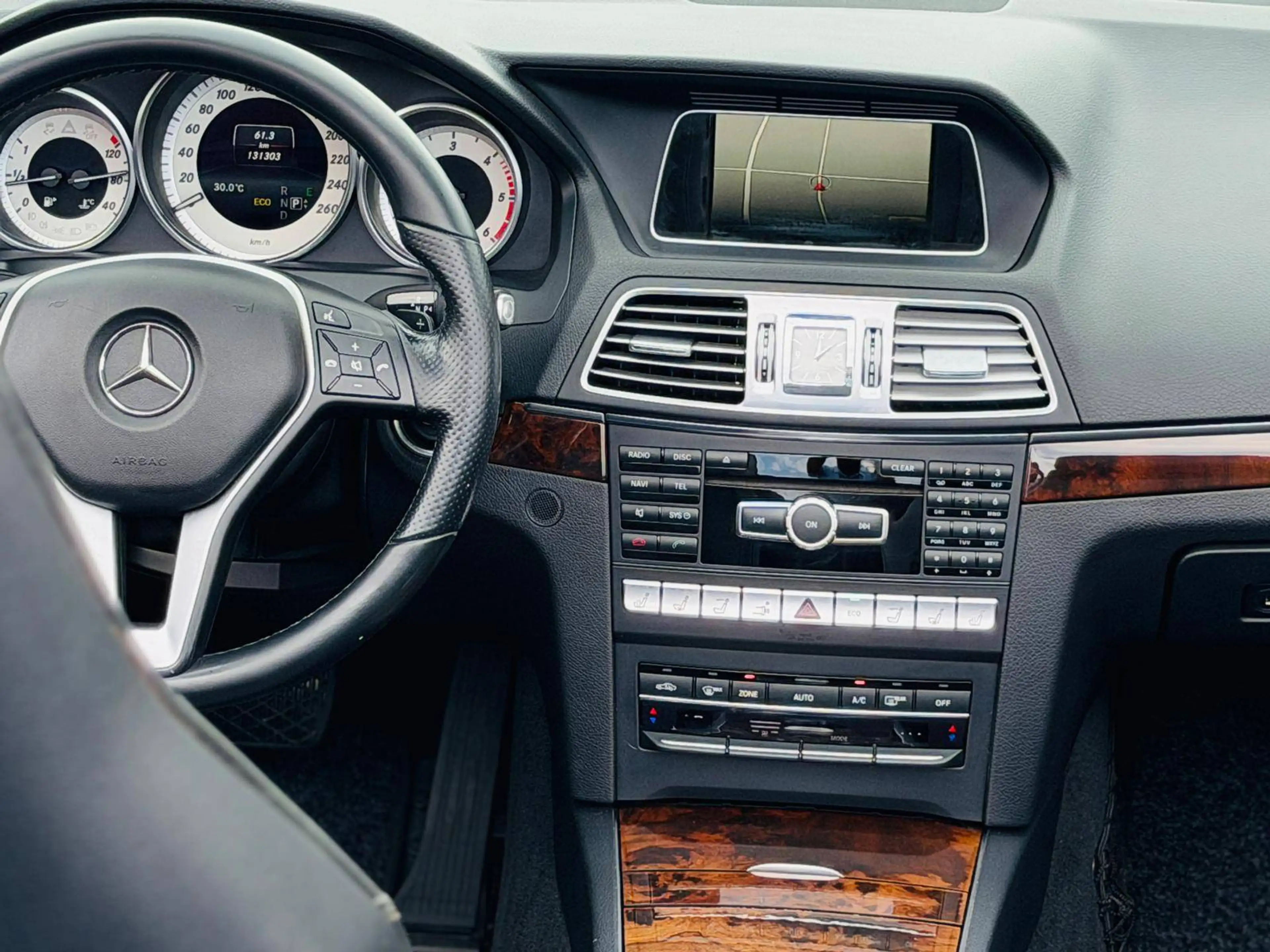 Mercedes-Benz E 250 CDI Cabrio BlueEfficiency Standard TÜV 03/27 Garantie Finanzierung möglich — photo 9