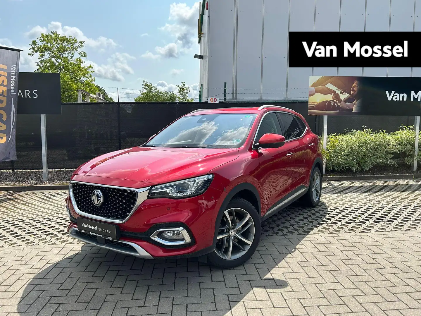 MG EHS 1.5 Plug-in Hybrid Luxury Apple Carplay| 360° came Piros - 1