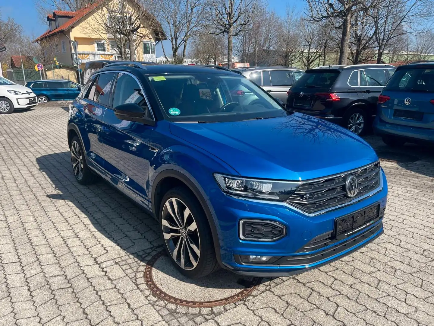 Volkswagen T-Roc 2.0 TDI SCR 4Motion DSG R-Line Bleu - 1