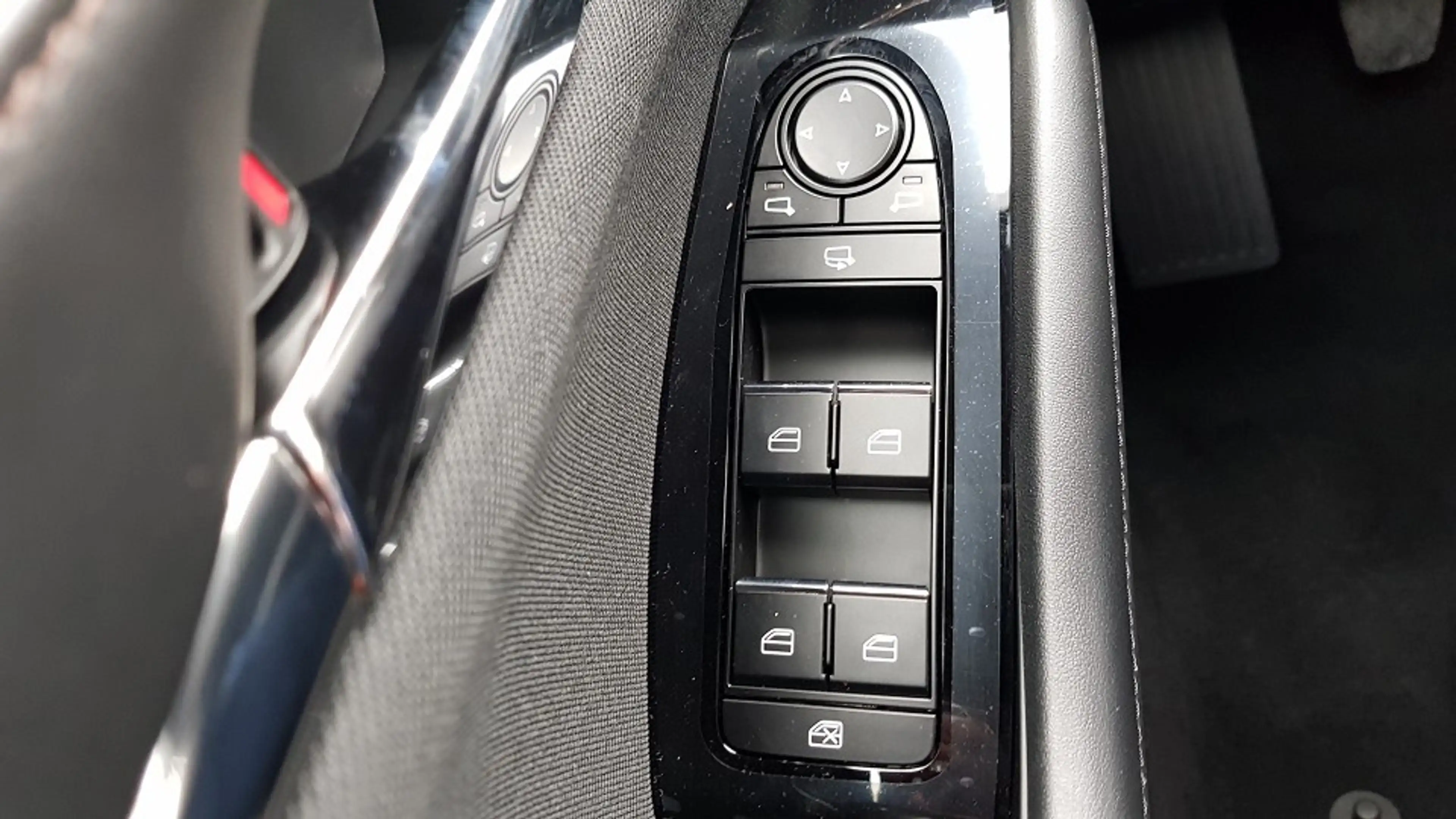 Mazda 3 2.0l (150PS) Selection Design-/ Premium-Paket Bose — photo 14