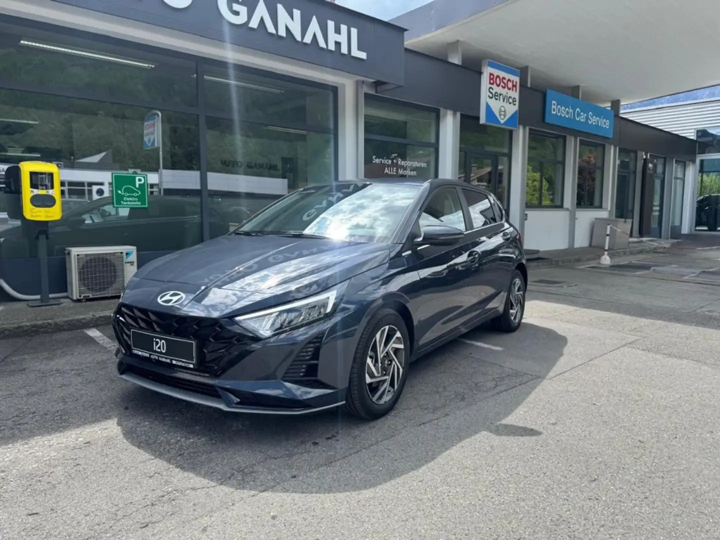 Hyundai i20 (BC3) GO Plus 1.0 T-GDI DCT b5bu3-OO5/O6/O7 Grau - 2