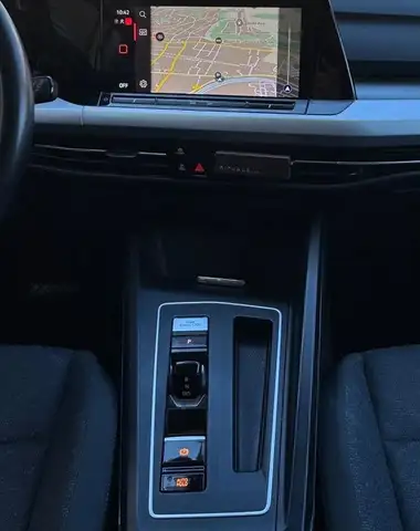 Volkswagen Golf view 11