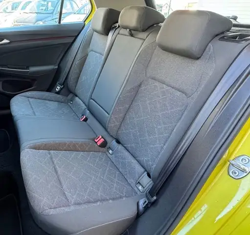 Volkswagen Golf view 9