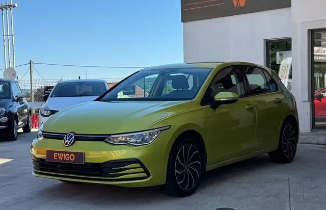 Volkswagen Golf view 6