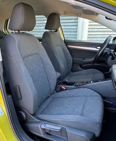 Volkswagen Golf view 27