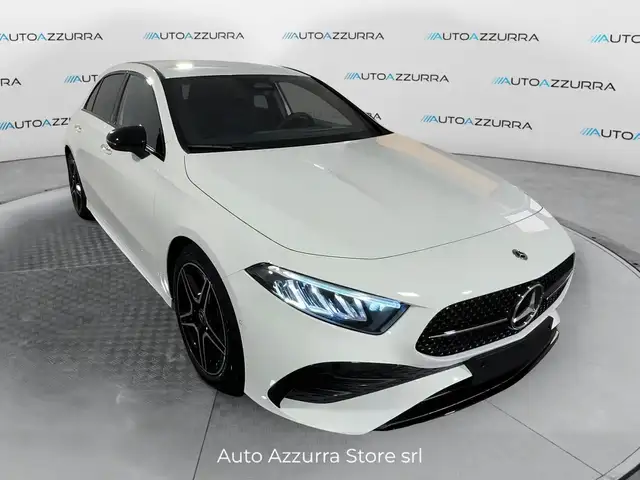 Mercedes-Benz A-Class view 3