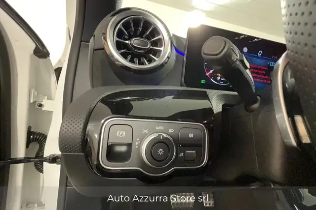 Mercedes-Benz A-Class view 15