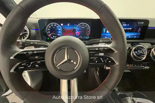 Mercedes-Benz A-Class view 9