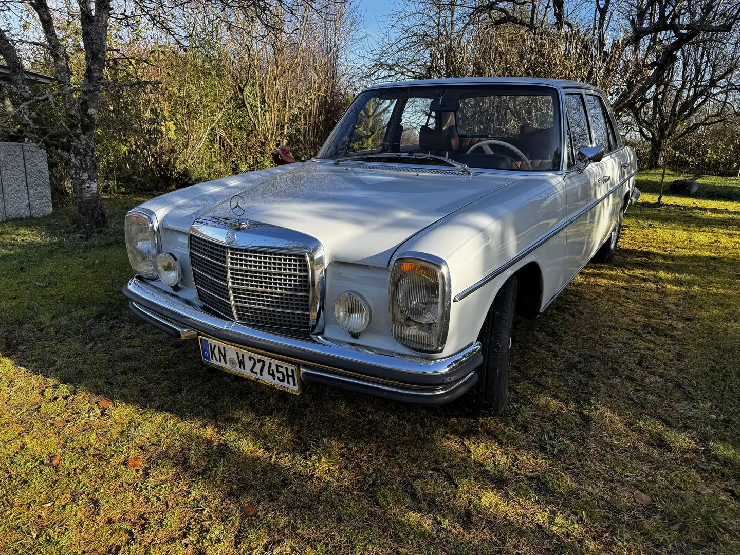 Mercedes-Benz W 114/115 Strich-Acht 280E/8 Weiß - 2