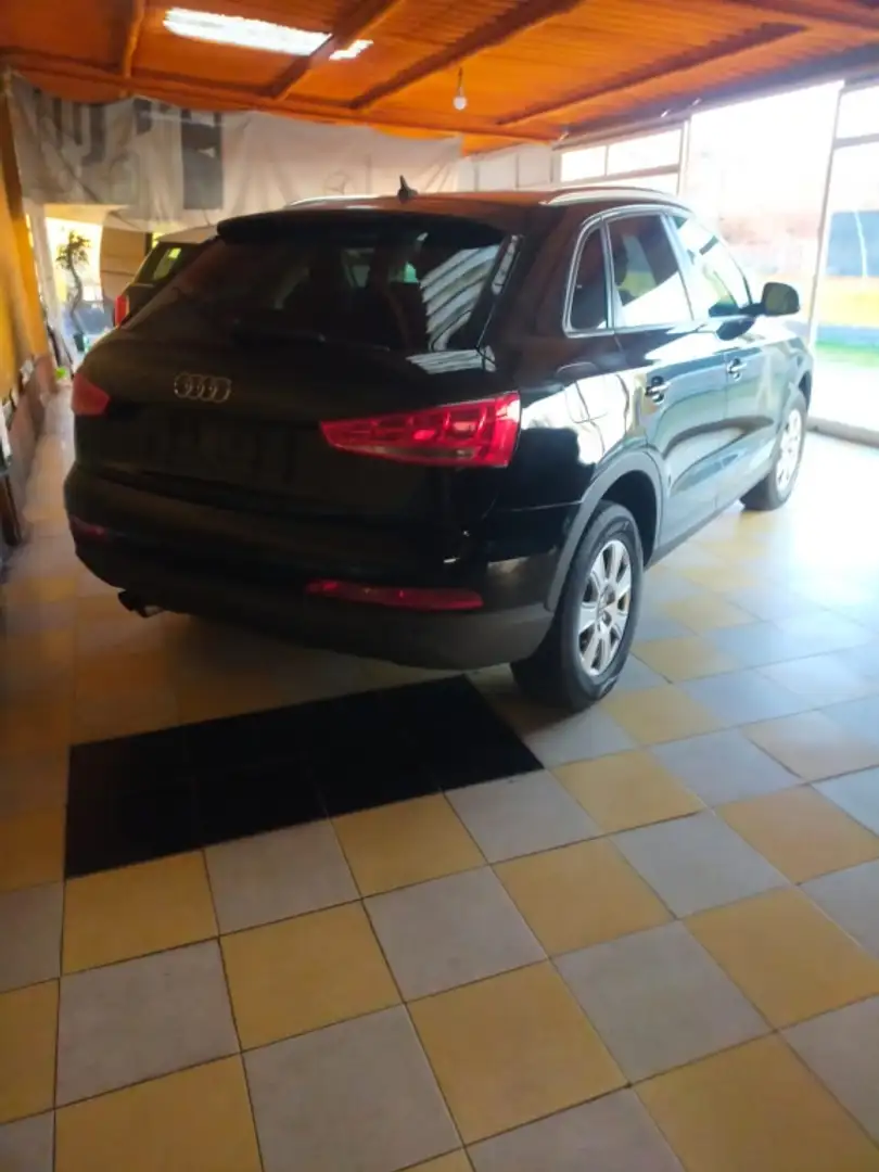 Audi Q3 2.0TDI 110kW Negro - 2