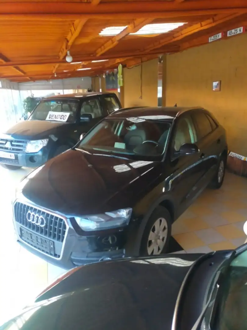 Audi Q3 2.0TDI 110kW Negro - 1