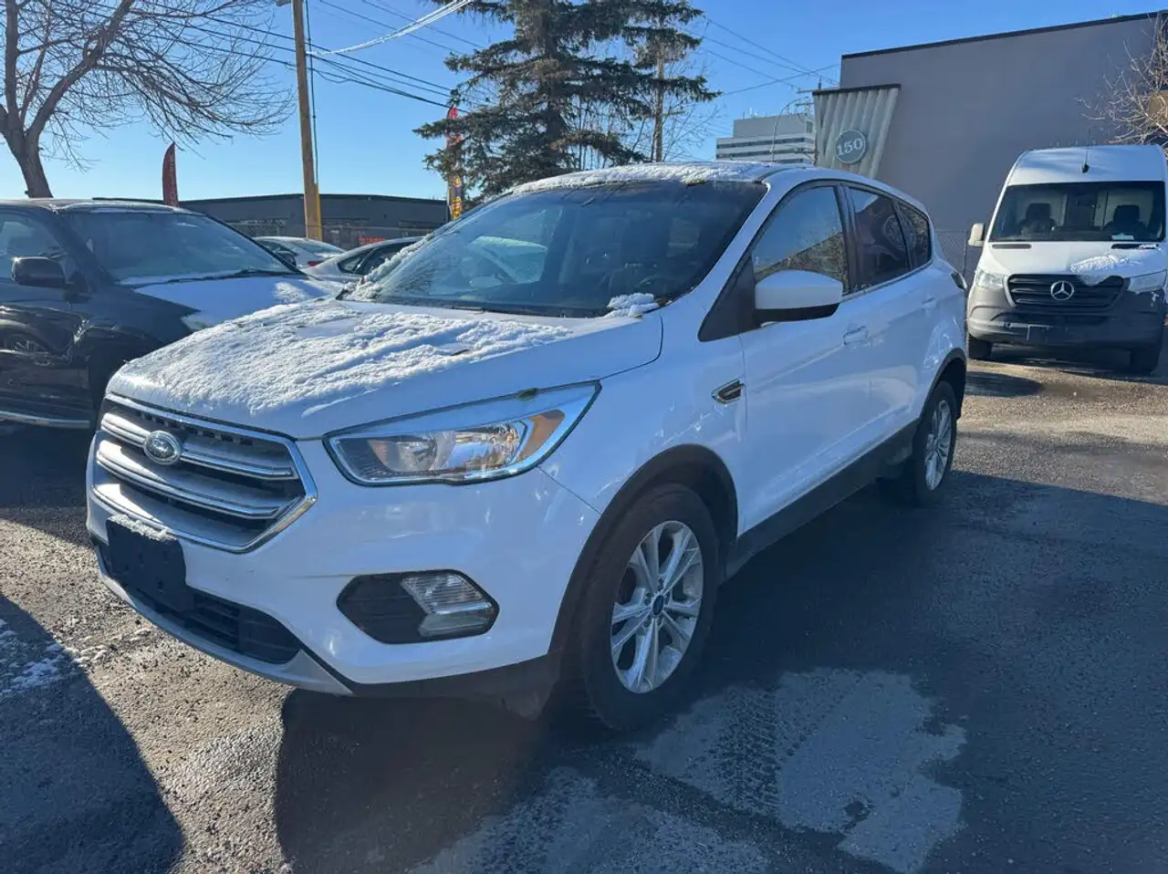 Ford Escape снимка Ford Escape